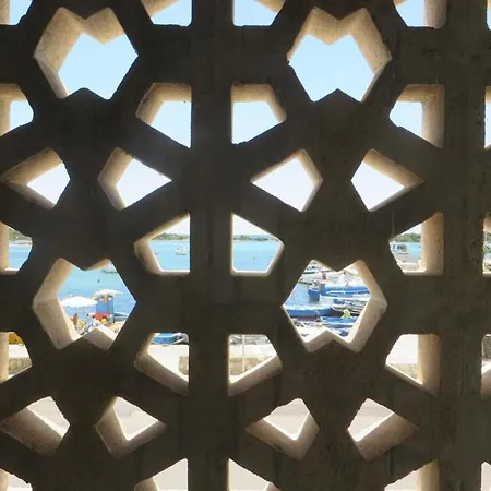 Grecale Порто-Чезарео